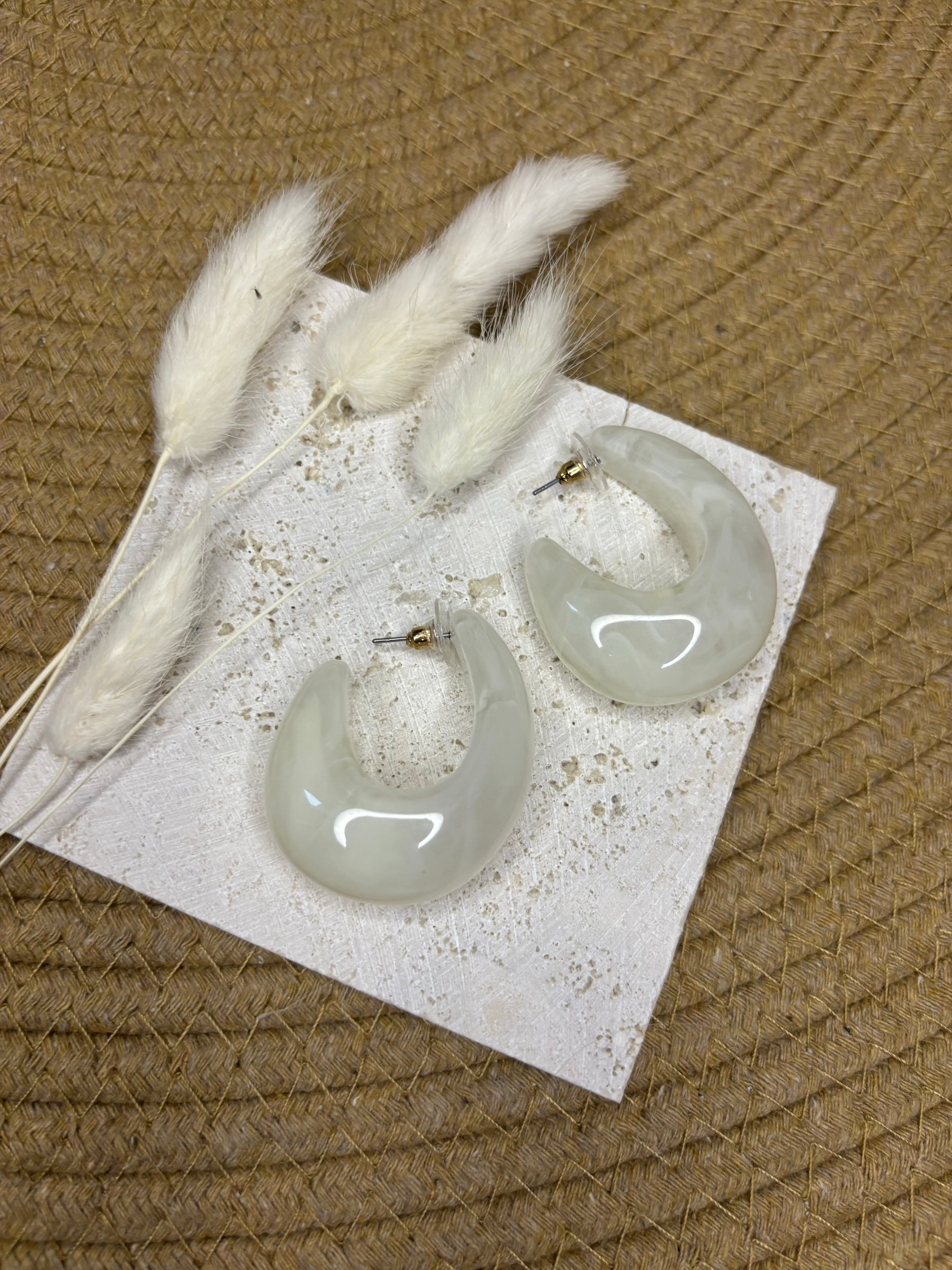 Statement halvemaan oorbellen - Melk