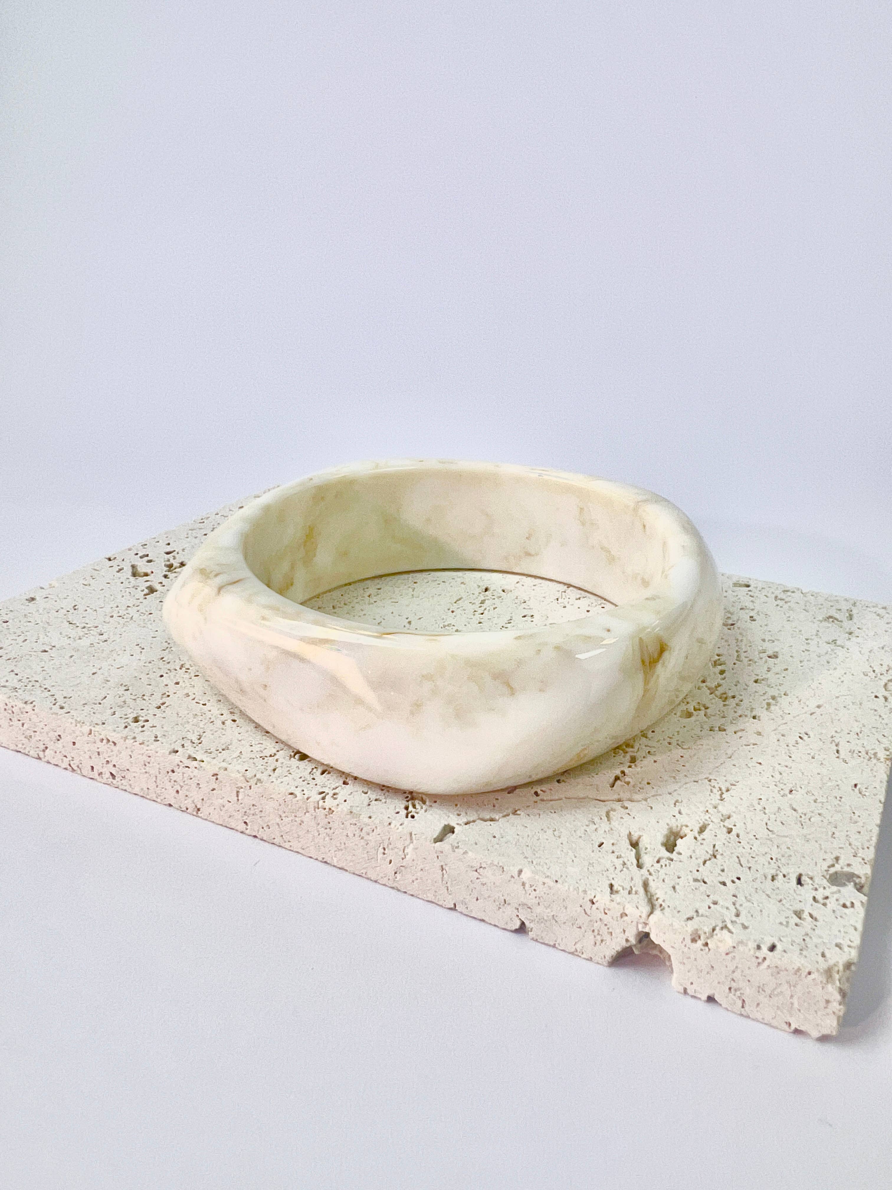 Marmeren effect hars armband