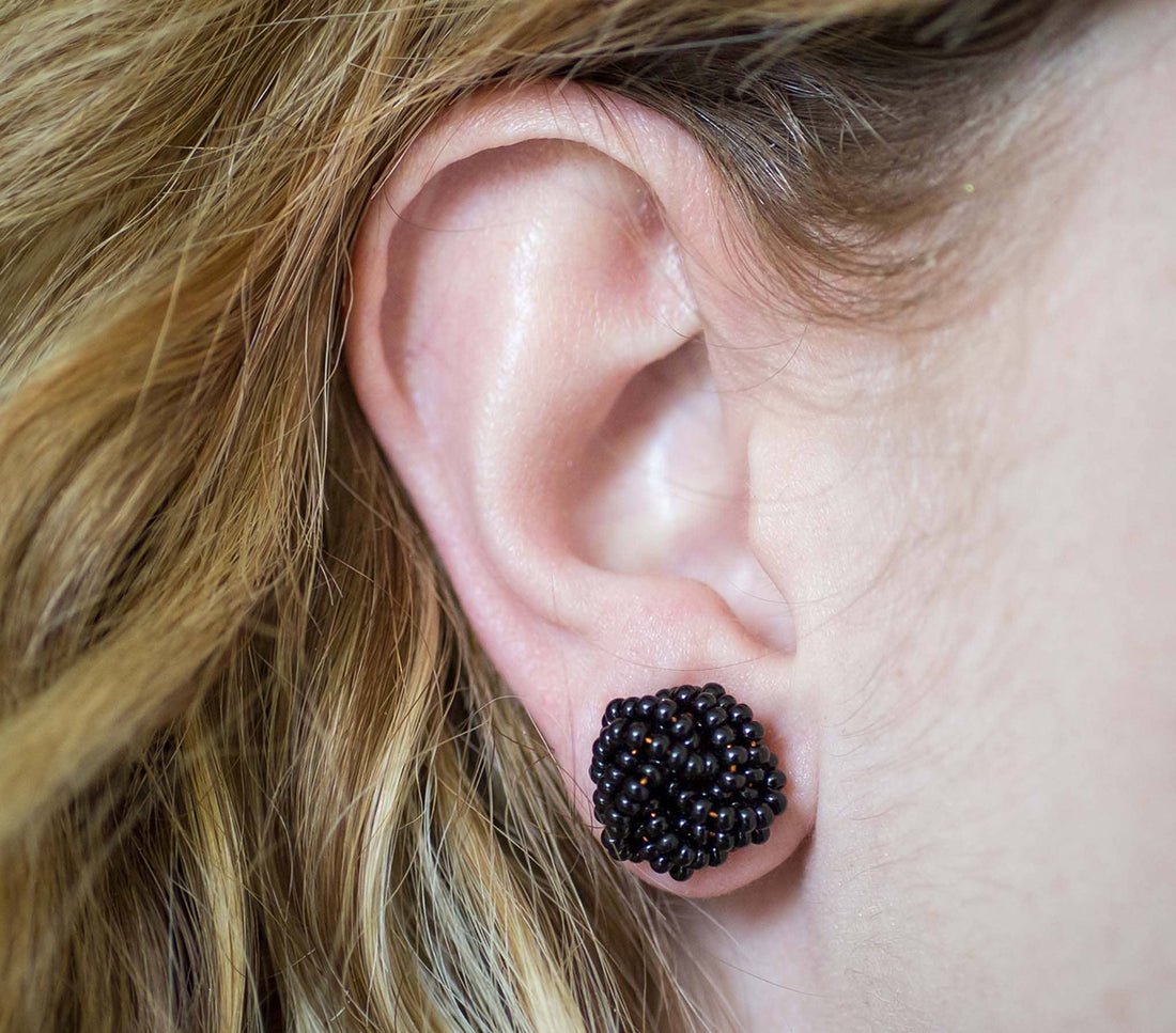 Rosette Earring - Zwart