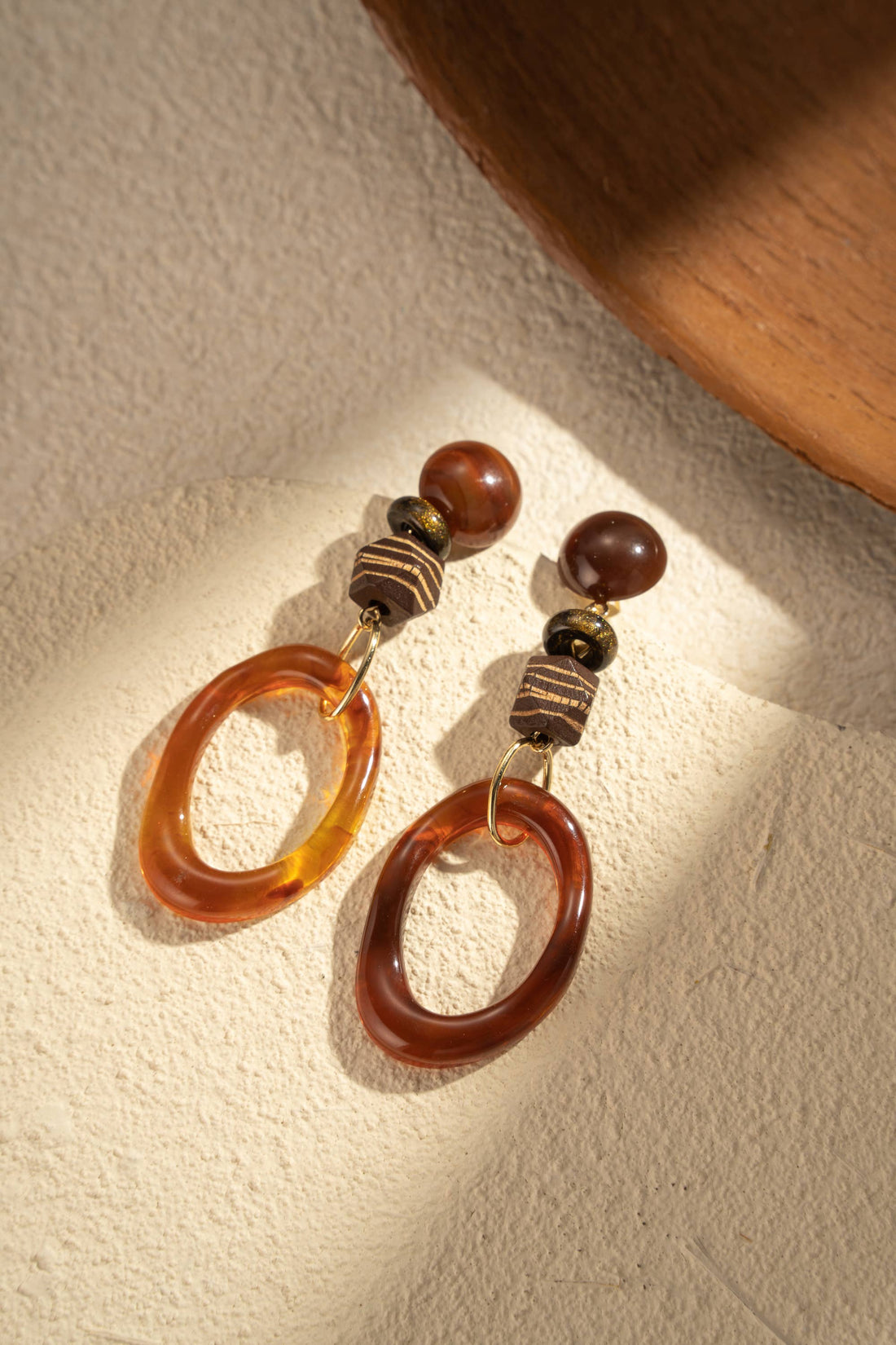 Ovale chique houten hars oorbellen roestvrij staal