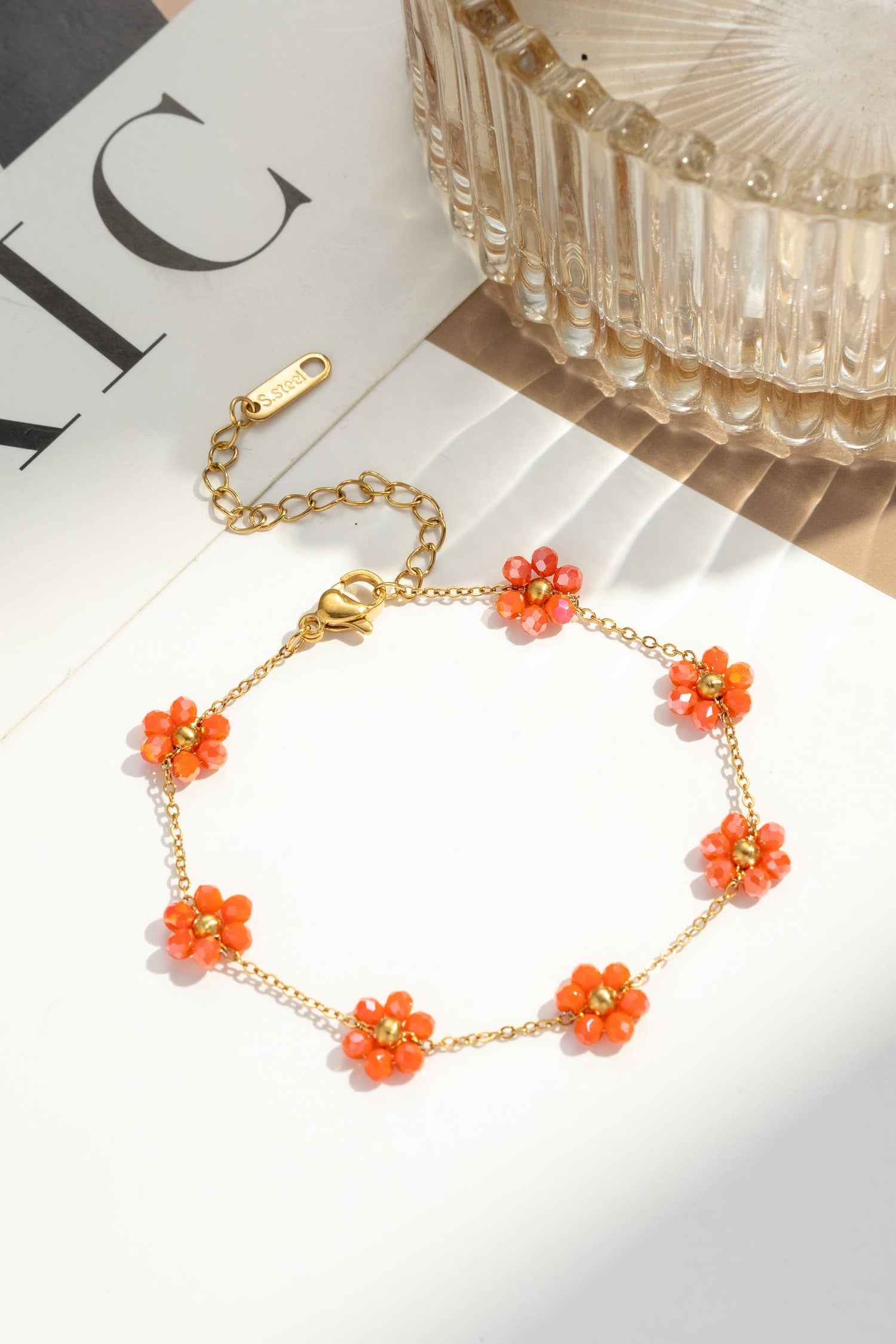 Roestvrijstalen armband kleine gekleurde bloem